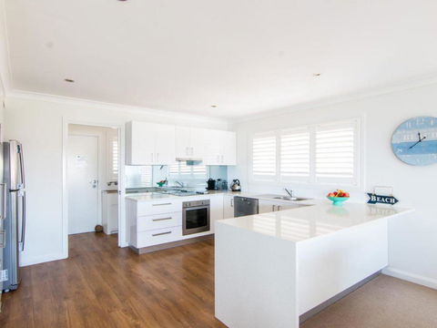 12 Cliff Road - Accommodation VIC 1