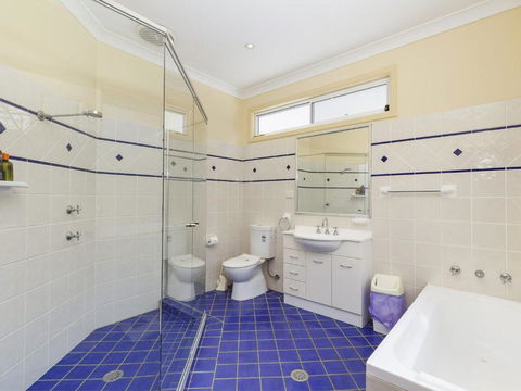 2 / 184 Kularoo Drive - Accommodation VIC 4