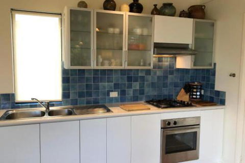 Orion Studio With Ocean Views - Accommodation VIC 4