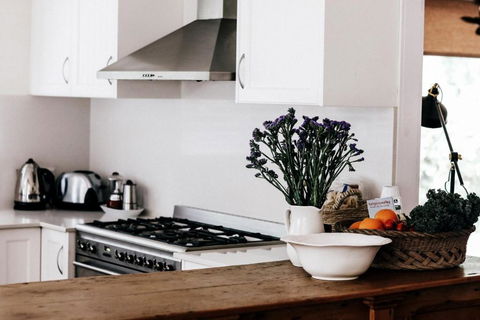 Braebrook Stunning Farm House! - Accommodation VIC 6