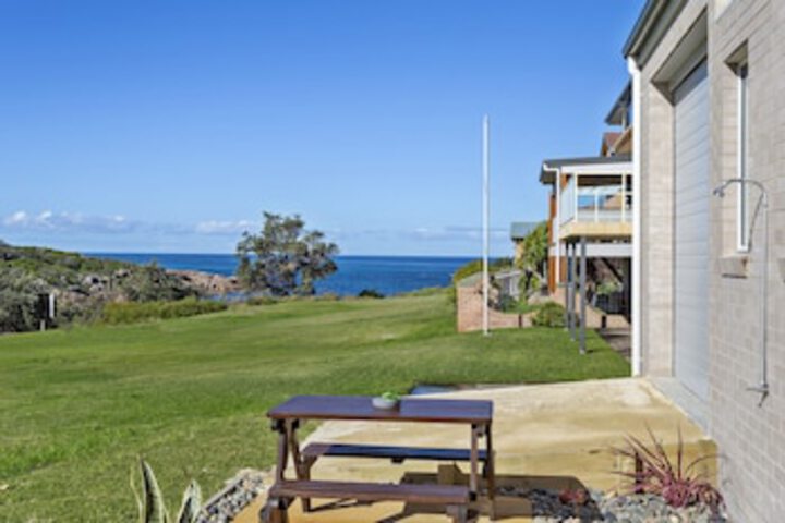 Number One NSW Accommodation VIC