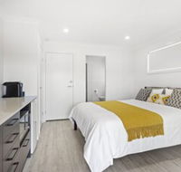 Dolphin Studio Apartment 1a Ocean Street - Accommodation VIC