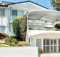 Arabella Stylish Seaside Sanctuary With Views - Accommodation VIC