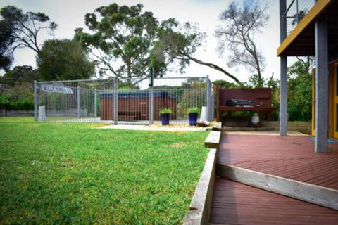 The Blue House Rye Family Entertainer - Accommodation VIC 7