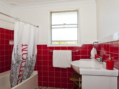 The Batch Funky & Fun - Accommodation VIC 1