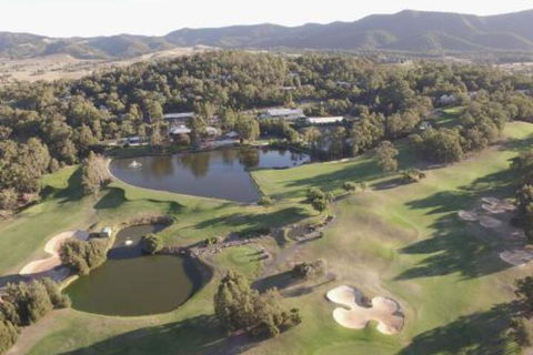 Villa Executive 2br Pokolbin Resort Condo Located Within Cypress Lakes Resort (nothing Is More Central) - Accommodation VIC 2