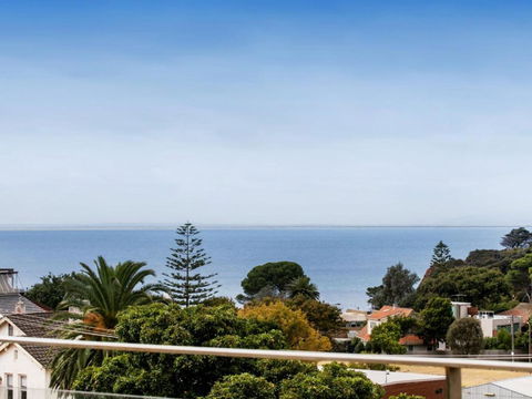 NORTH POINT RETREAT MORNINGTON - Accommodation VIC 4