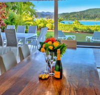 Bella Vista East 3 Luxury Ocean Views Large Flat Grassed Area  Buggy - Accommodation VIC