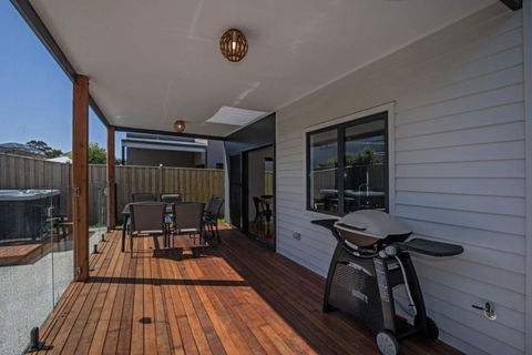 Seagrove Retreat Cowes - Accommodation VIC 1