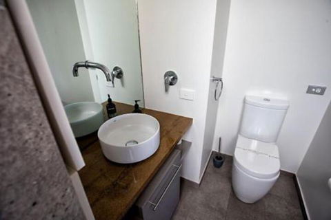 BELLA CASA - Accommodation VIC 4