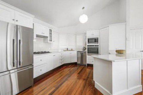 Rockpool 17a Dulconghi Street - Accommodation VIC 6