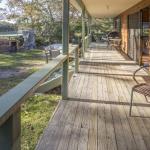 Centre Street 10 Lake Tabourie - Accommodation VIC 0