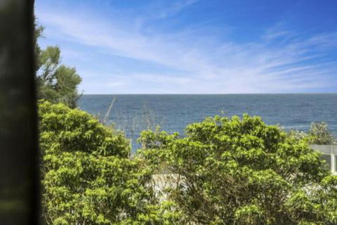 Mitchell Pde 71 Mollymook - Accommodation VIC 2