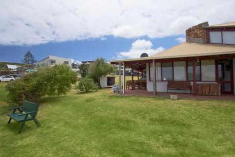 Ellensdale Cottage Margaret River - Accommodation VIC 4