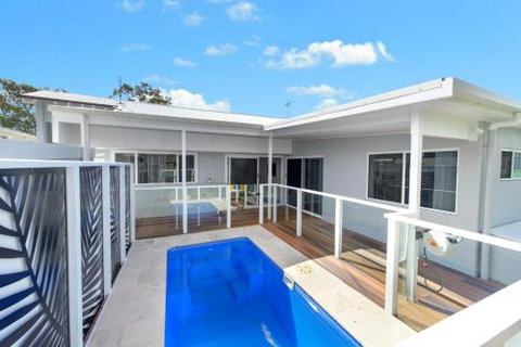 The Lake House With Swimming Pool - Accommodation VIC 4