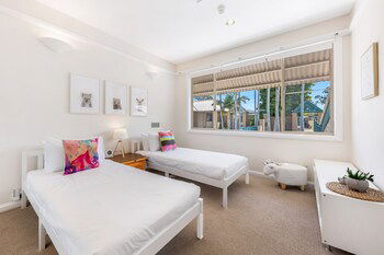 Sunshine Villa At Sanctuary Cove - Accommodation VIC 6