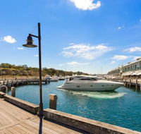 Woolloomooloo Modern Apartment 12 BRK - Accommodation VIC