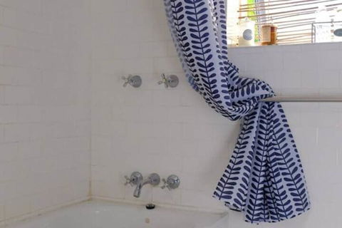 Colourful Darlinghurst Home- In Perfect Location - Accommodation VIC 4