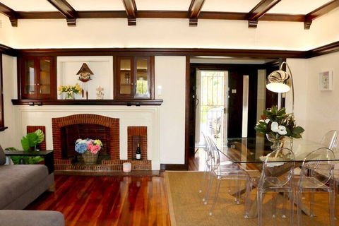 Charming & Cosy Home With City Views - Accommodation VIC 6