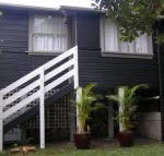 The Tree House 6 Gowing Street - Accommodation VIC