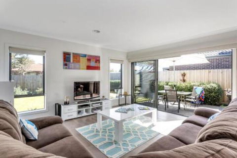 Once Upon A Tide - Accommodation VIC 0