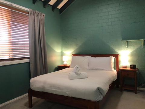 Kirwan Court 2 - Accommodation VIC 2