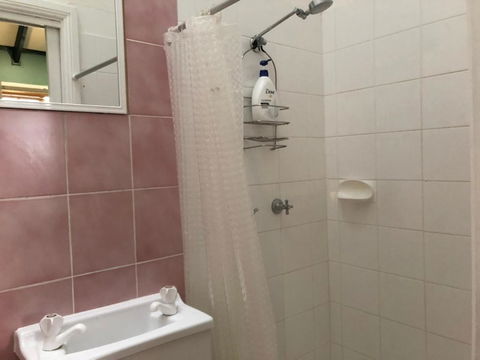 Kirwan Court 2 - Accommodation VIC 5