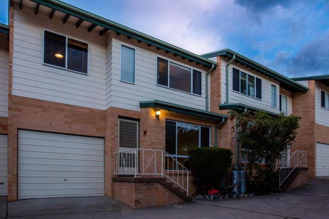 Kirwan Court 2 - Accommodation VIC 4