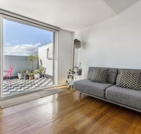 Fabulous Fitzroy Converted Warehouse - Accommodation VIC