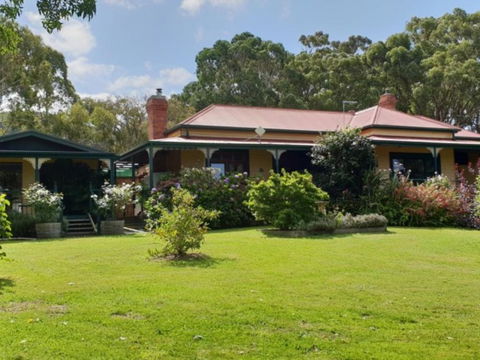 Ripplebrook Cottage - Accommodation VIC 1