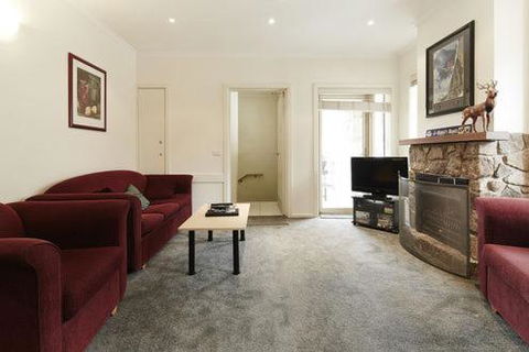 Reindeer 9 - Accommodation VIC 1