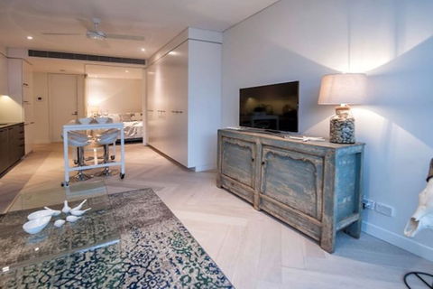 Luxury Studio With Parking In Woolloomooloo WMLOO - Accommodation VIC 5