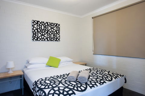 Geraldton's Ocean West - Accommodation VIC 5
