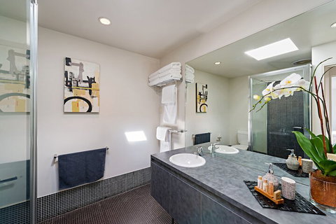 Fitzgeorge - Accommodation VIC 3