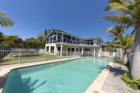 Beachfront Escape - Accommodation VIC 0