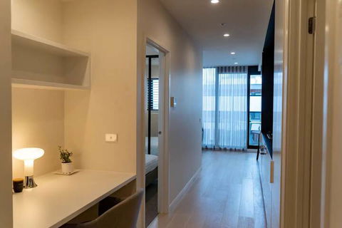 Modern 1 Bedroom Apartment South Yarra - Accommodation VIC 7