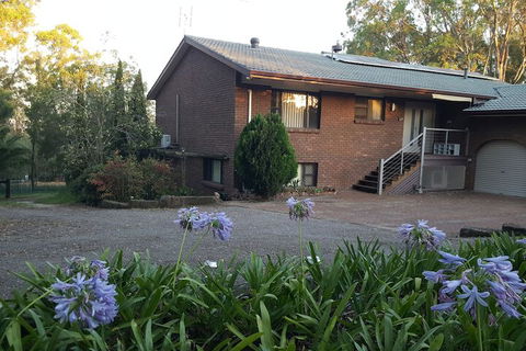 Gowrie Agapanthous - Accommodation VIC 2