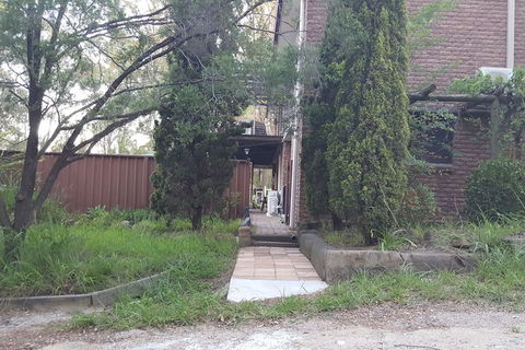 Gowrie Agapanthous - Accommodation VIC 3