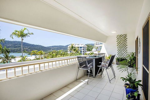 Sea Eagle On Airlie Airlie Beach - Accommodation VIC 7
