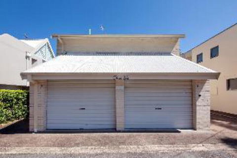 3 Bedroom House Classic View 2 / 49 Victoria Parade FREE WIFI - Accommodation VIC 1