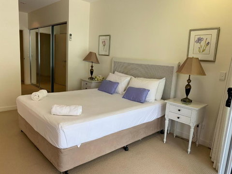 Beach House Apartment 1 - Accommodation VIC 6