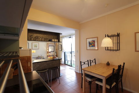 La Mer Sea View Apartment - Accommodation VIC 2
