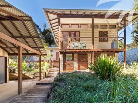 Buccoo - Accommodation VIC 3
