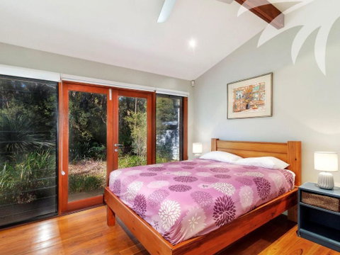 Buccoo - Accommodation VIC 4
