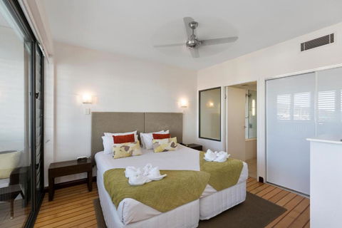 Boathouse Port Of Airlie - Accommodation VIC 4