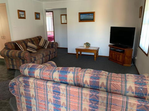 The Beach House On Fitzroy At Anna Bay - Accommodation VIC 2