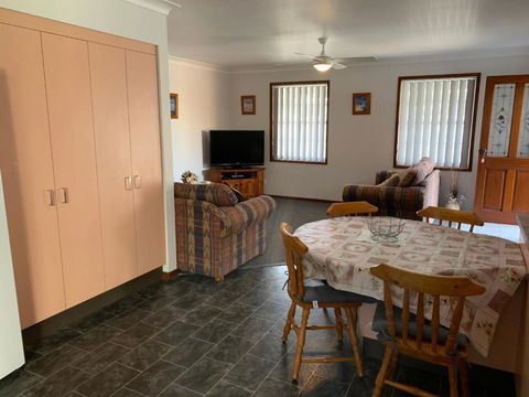 The Beach House On Fitzroy At Anna Bay - Accommodation VIC 3