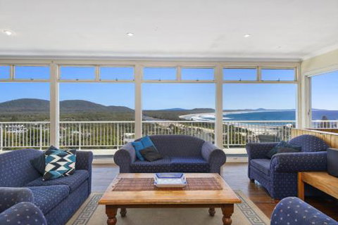 La Mer 19 Dulconghi Street - Accommodation VIC 6