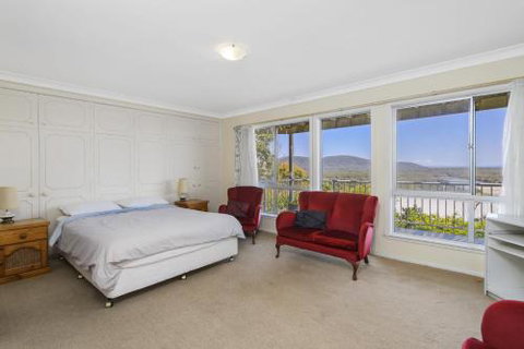 La Mer 19 Dulconghi Street - Accommodation VIC 2
