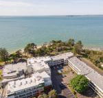 Stylish Island Getaway BEACHFRONT APARTMENT - Accommodation VIC